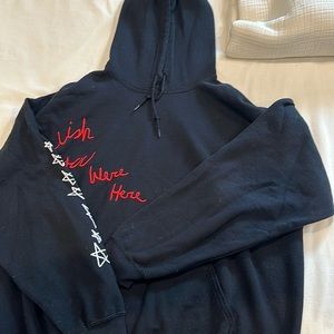 AUTHENTIC Travis Scott Astroworld sweatshirt (size large)